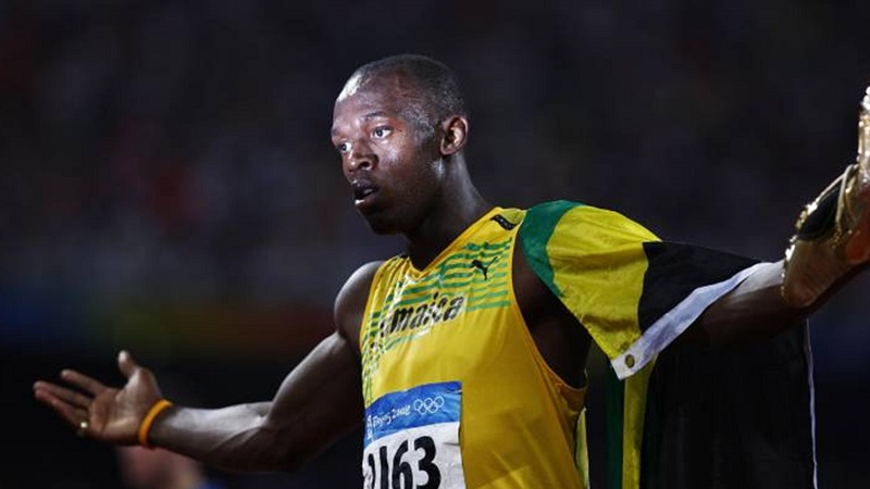 Shawn Crawford Gives Silver Medal Away