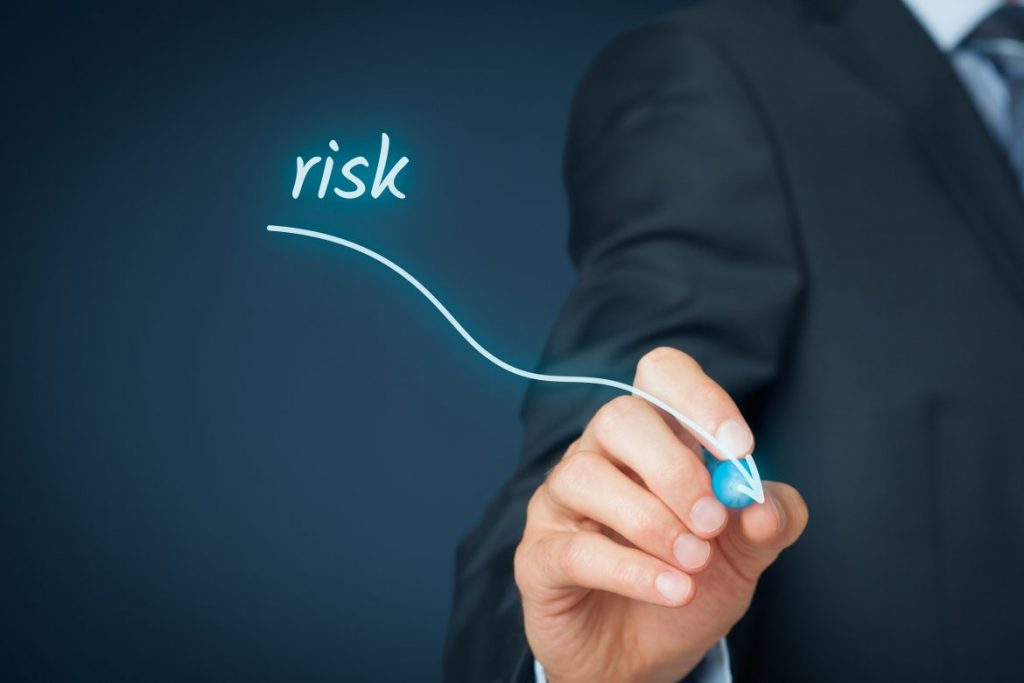 Build up a Risk Management Plan