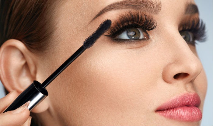 Hi Girls Stop Making These Common Mascara Mistakes