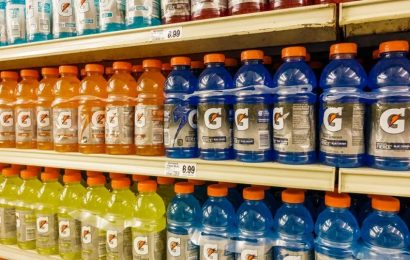 Do Sports Drinks Really Work? Or is it Just a Psychological Effect?